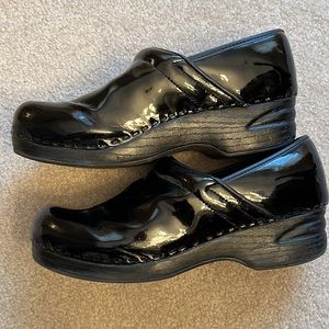 Dansko inspired shoes